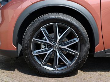 Lexus LBX